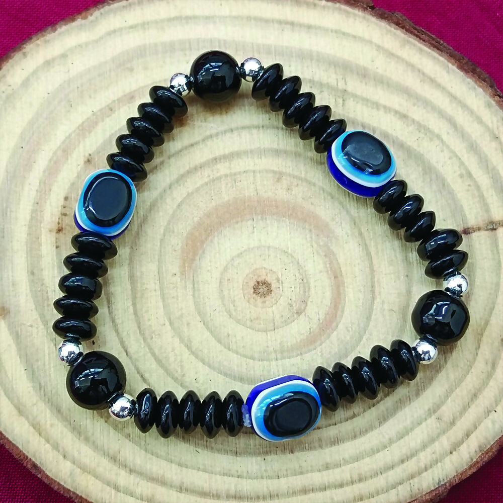 Evi lEye Black Beads Bracelet