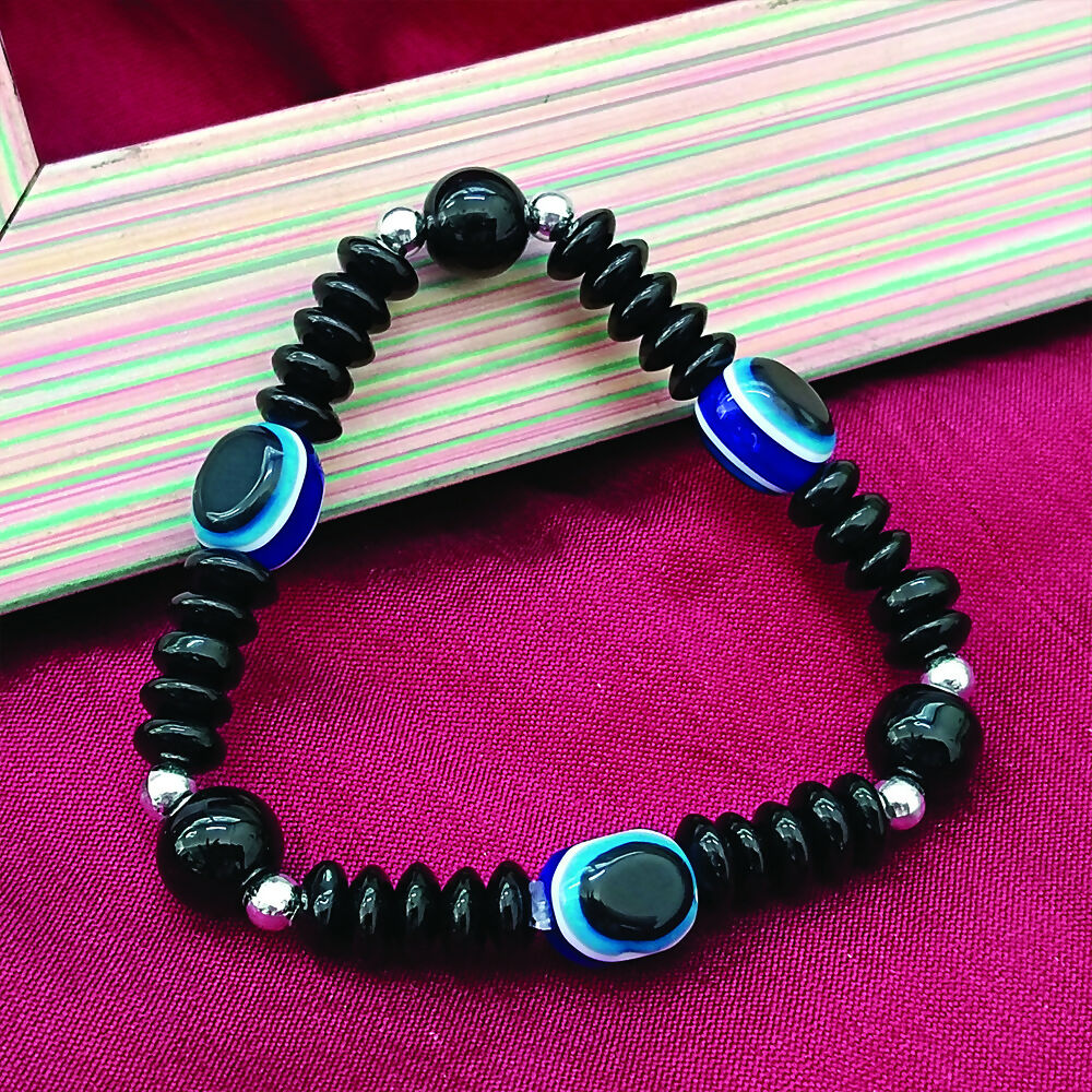 Evi lEye Black Beads Bracelet