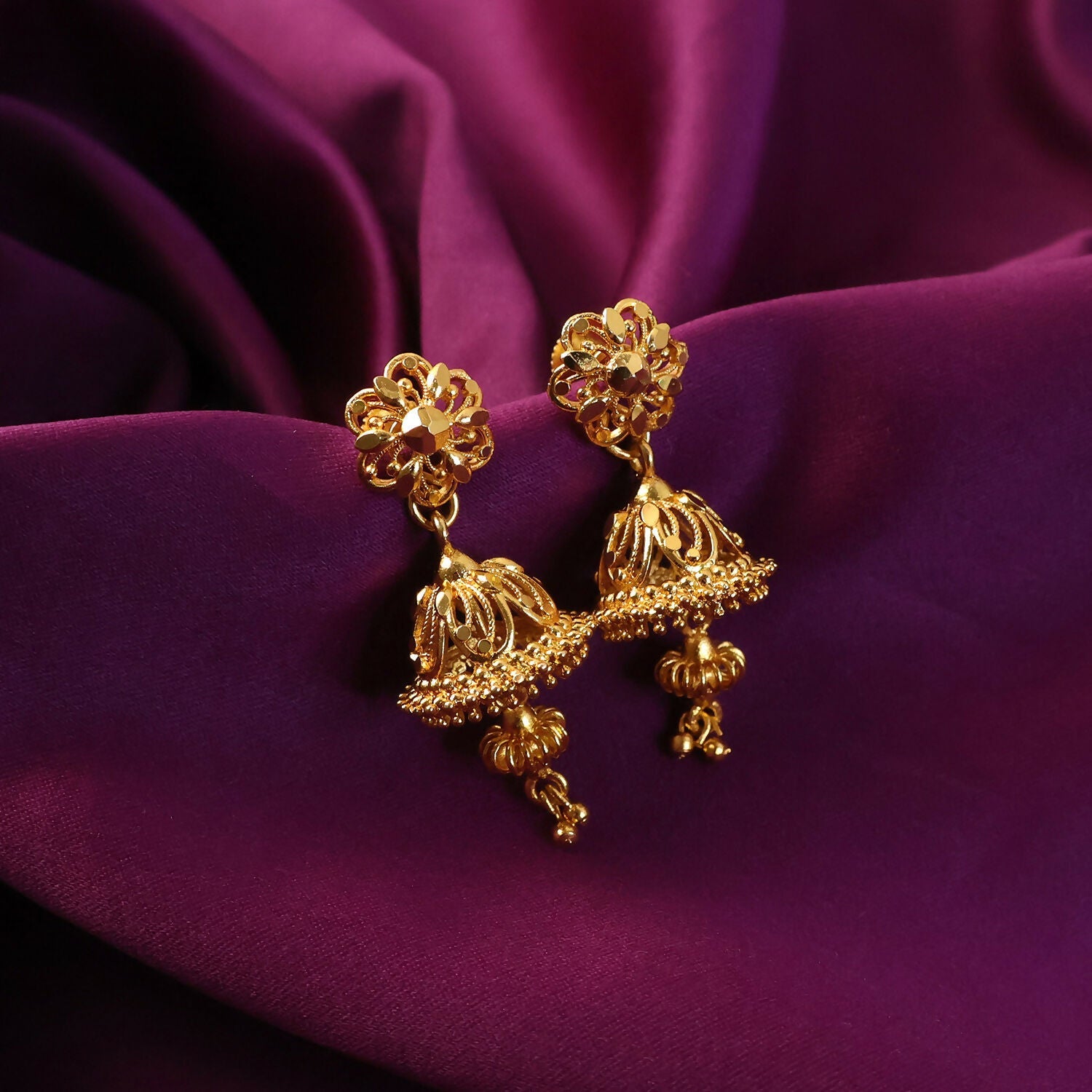 Royal Ethnic Gold Jhumka Earrings with Intricate Detailing