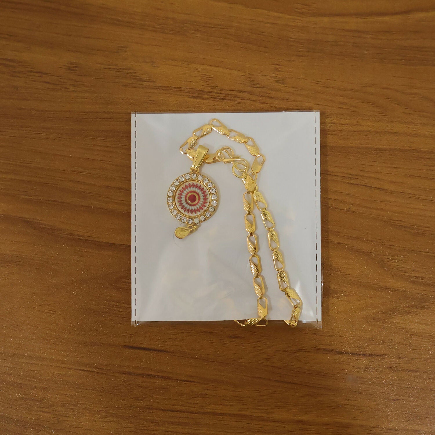 Royal Gold Pendant Necklace with Circular Enamel Stone Design