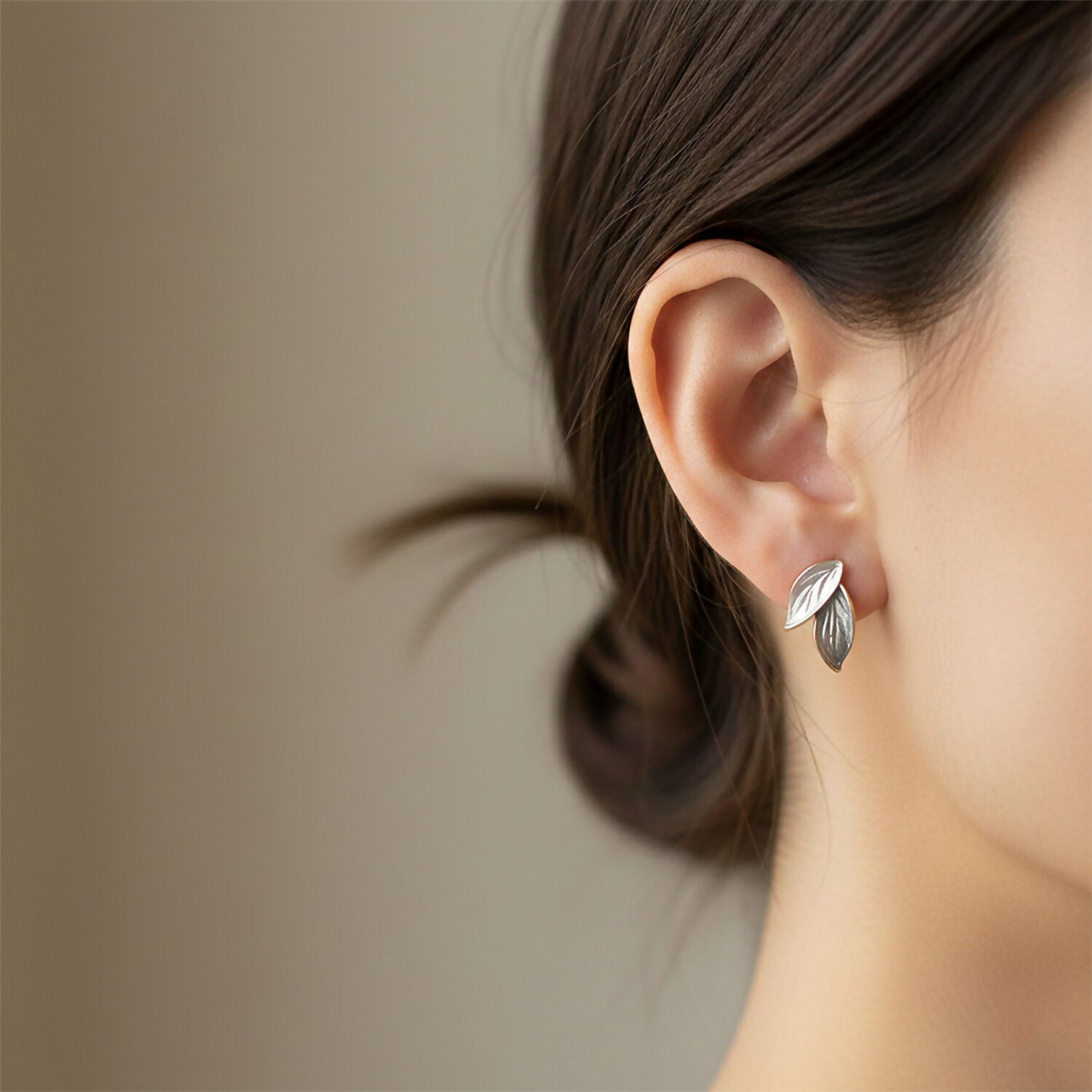 Minimalist Nature-Inspired Leaf Studs Korean Style – Premium Pearlescent Enamel Earrings