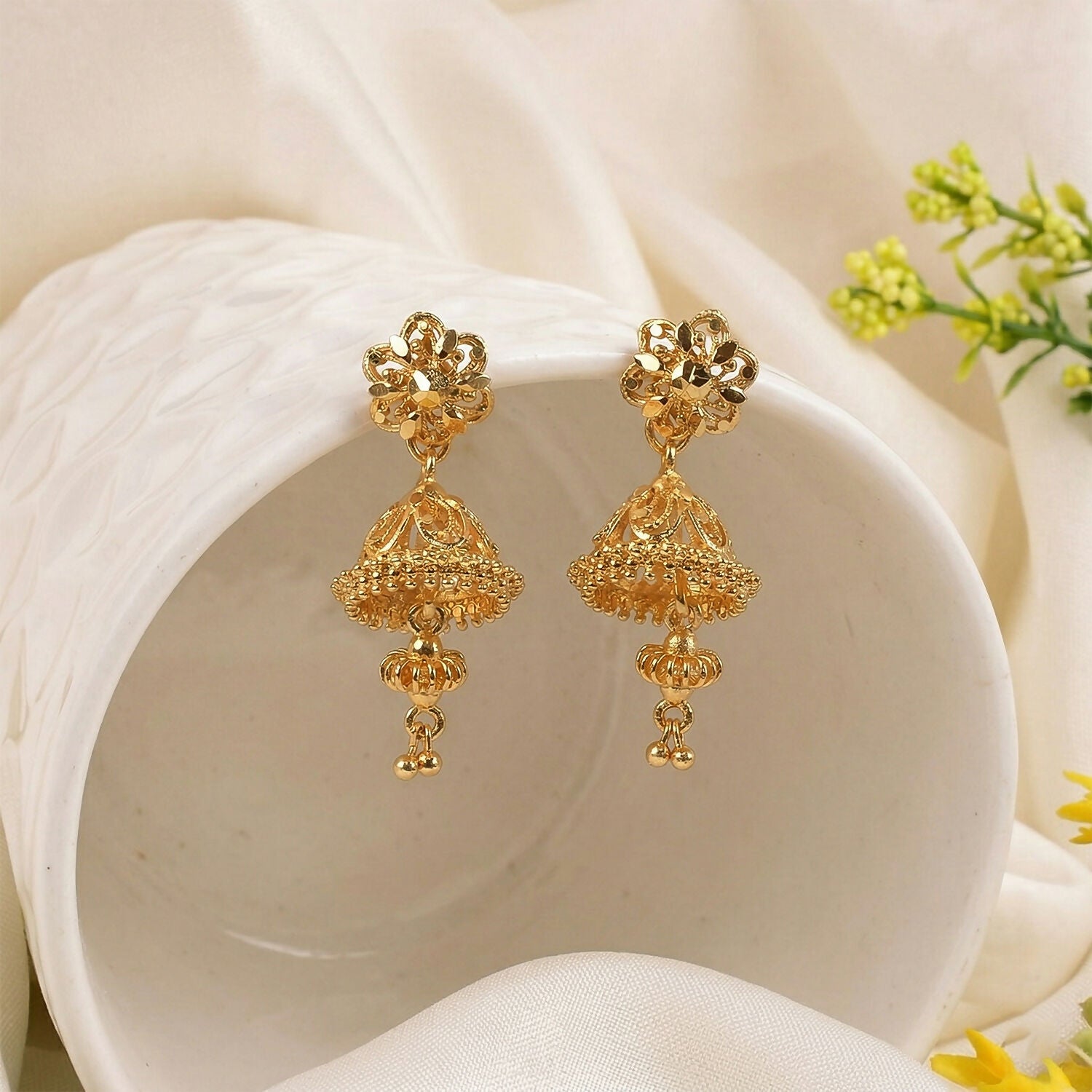 Royal Ethnic Gold Jhumka Earrings with Intricate Detailing