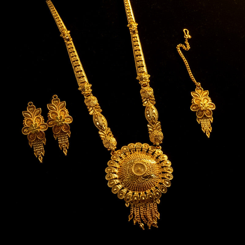 Golden Radiance Round Mandala Necklace Set – Trending Festive & Bridal Jewellery