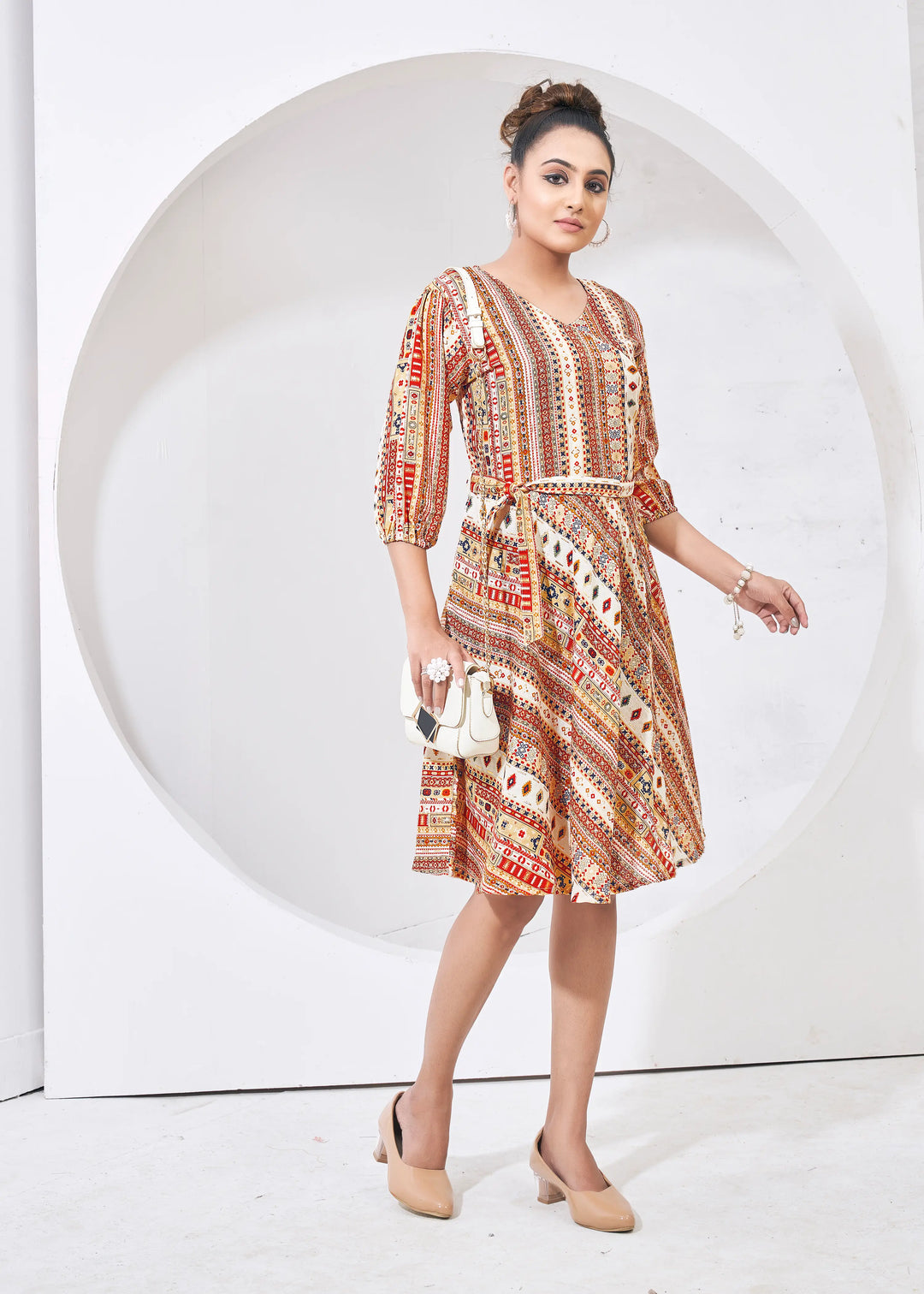 Reddish Orange Round Neck Kurta - qivii