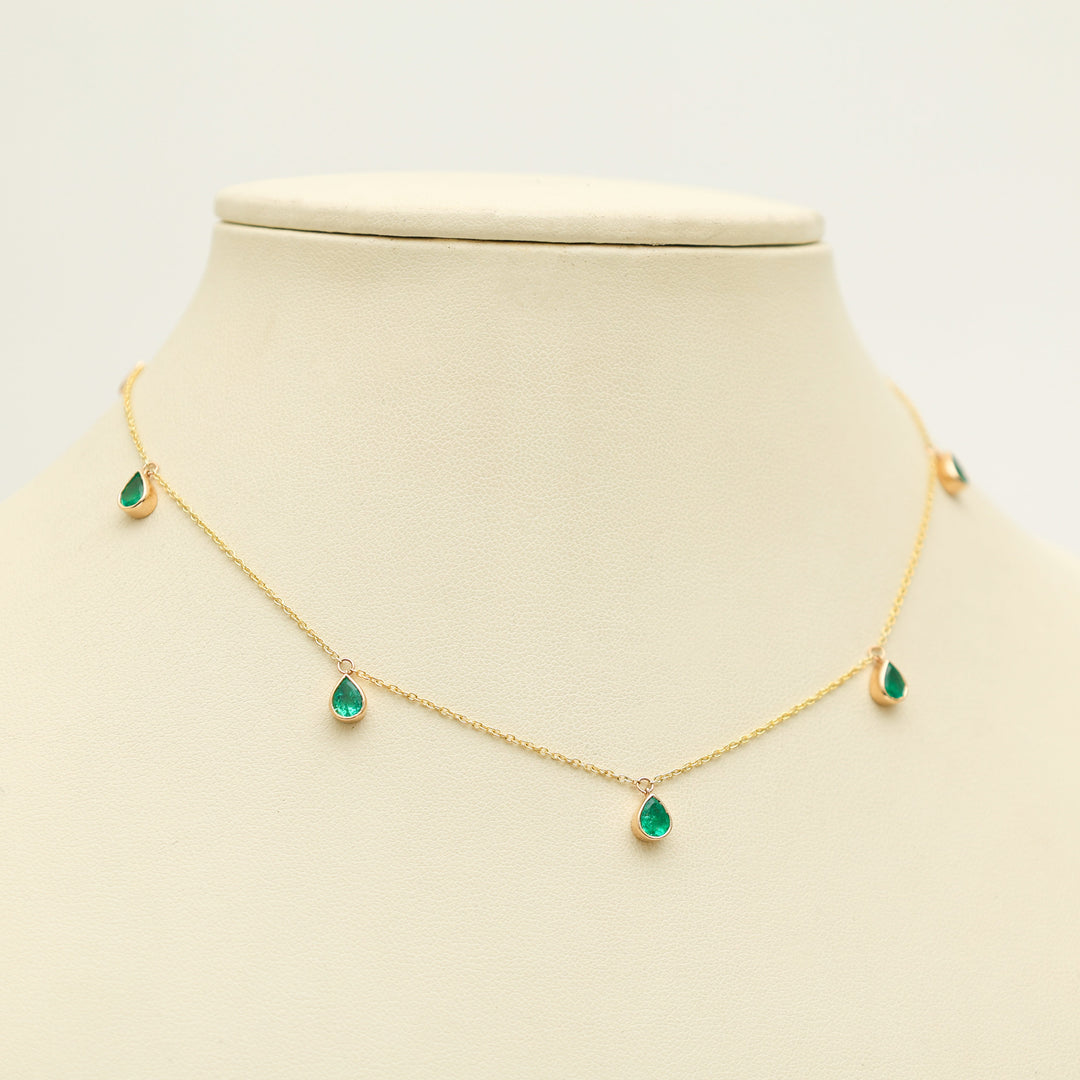 Emerald Bezel Set Pear Shape Chain Necklace - qivii