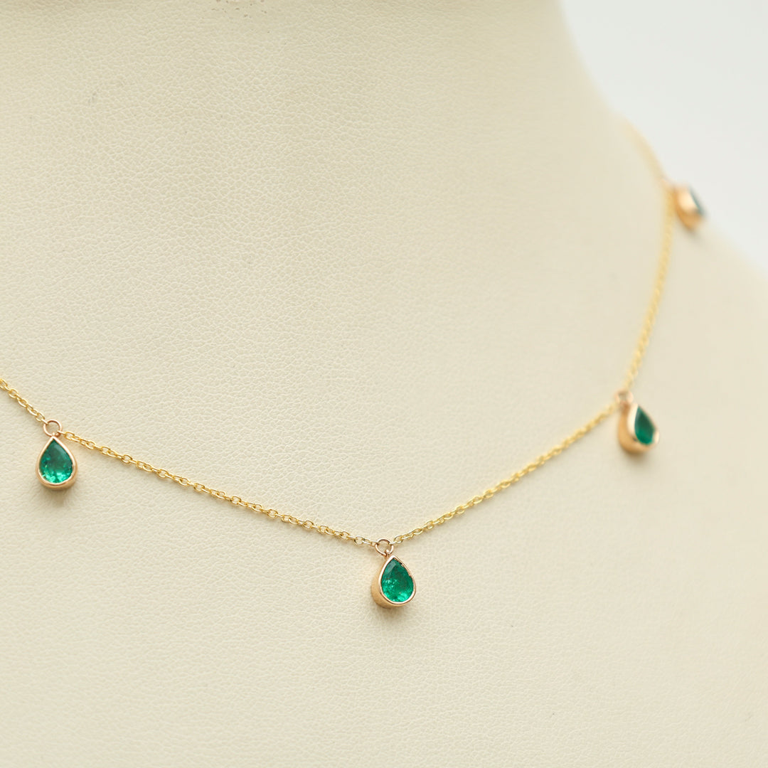 Emerald Bezel Set Pear Shape Chain Necklace - qivii