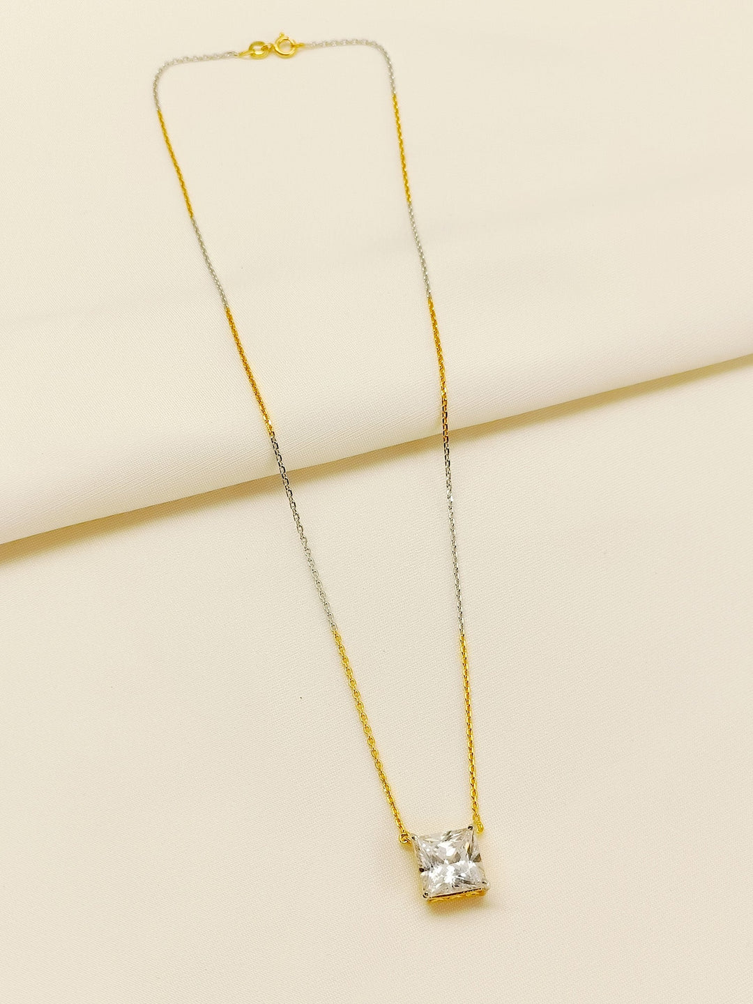 Diksha 92.5 Silver Swarovski Stone Pendal - qivii