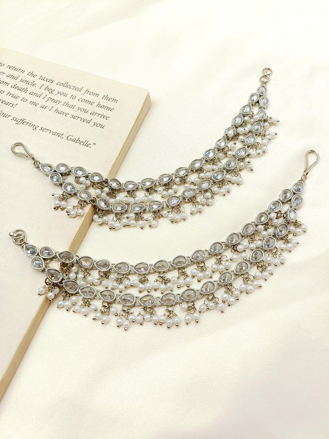 Rachita Traditional Ear Chain - qivii