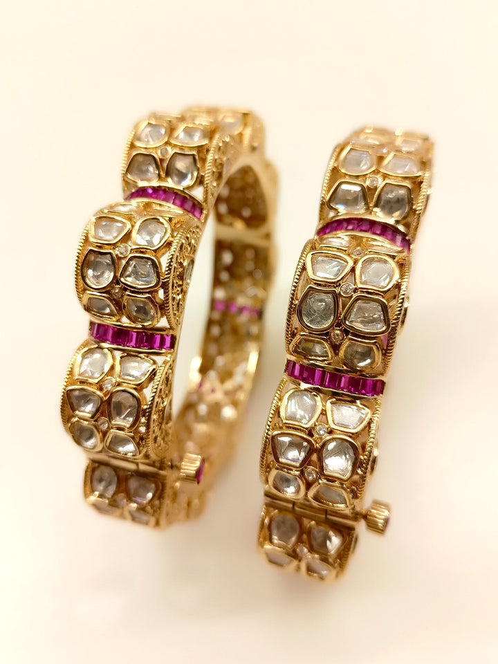 Shravani Majenta Kundan Kada Set Of 2 - qivii