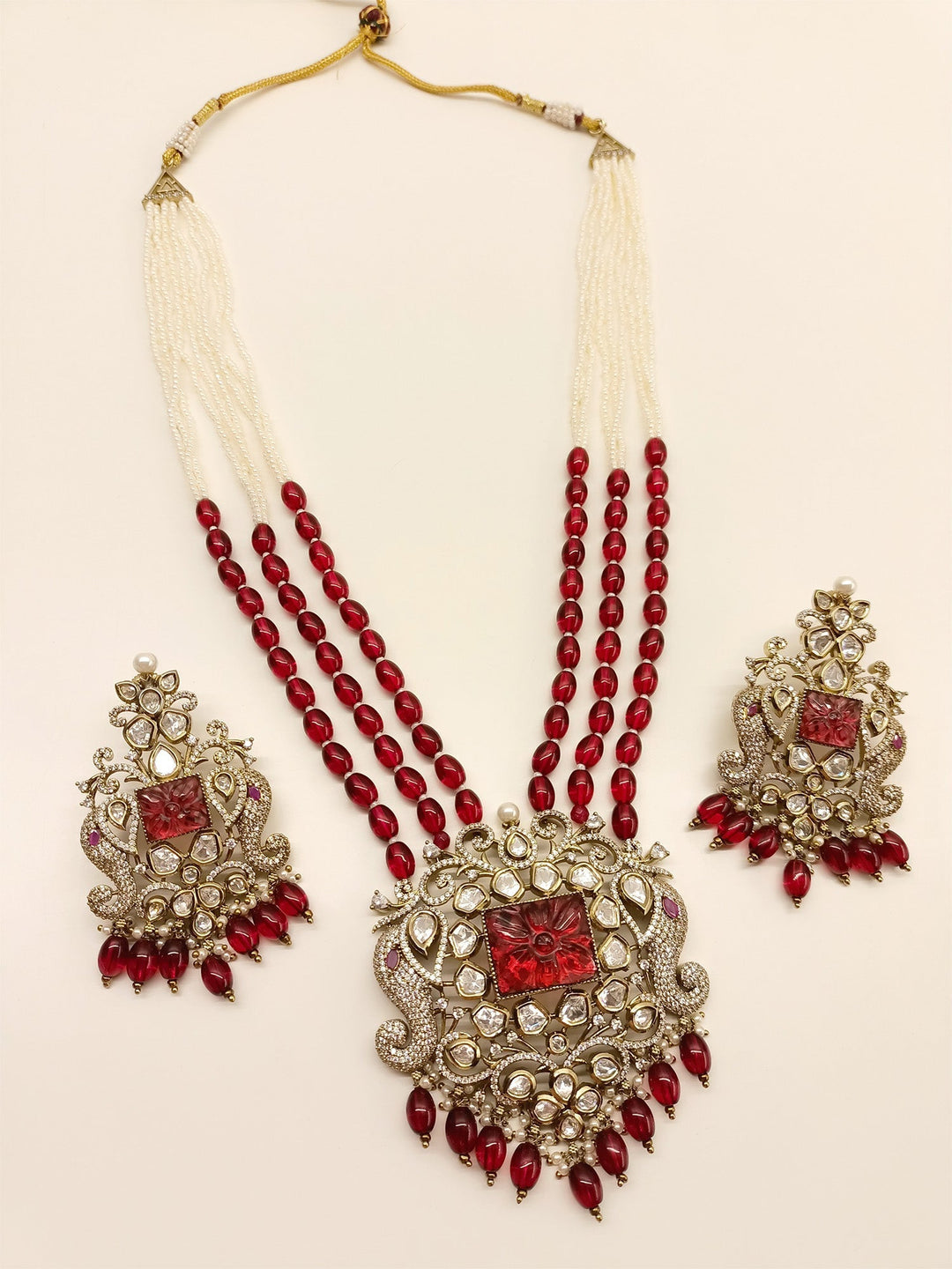  Elegant Kundan Polki Necklace Set with antique gold plated brass metal, traditional Indian Kundan Polki, and sparkling American diamonds setting 