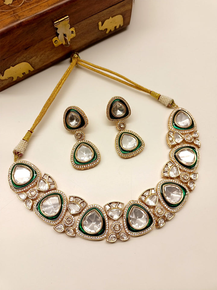 Ramiza Green Kundan Necklace Set - qivii