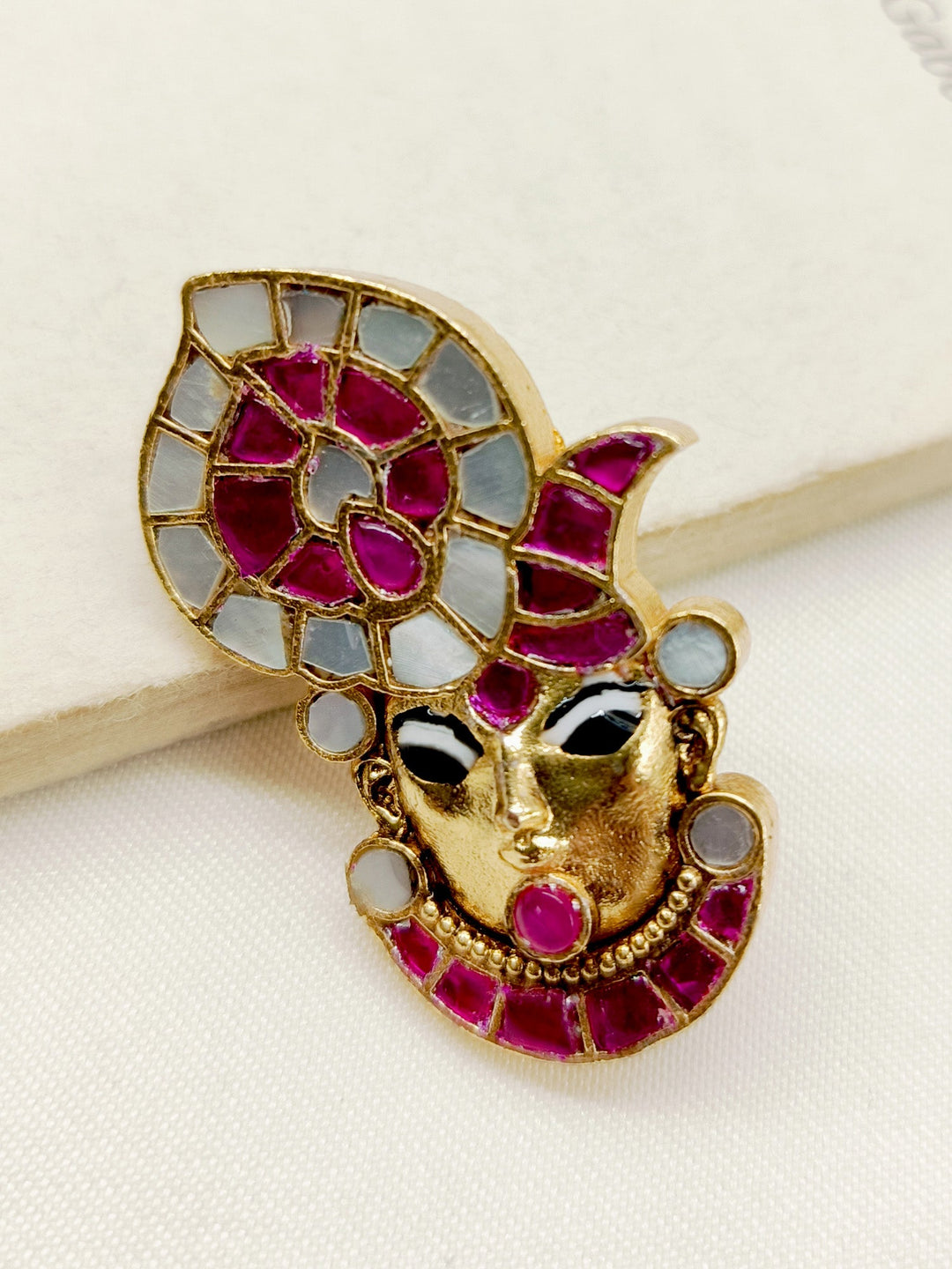 Ramia Ruby Shrinath Ji Brooch - qivii