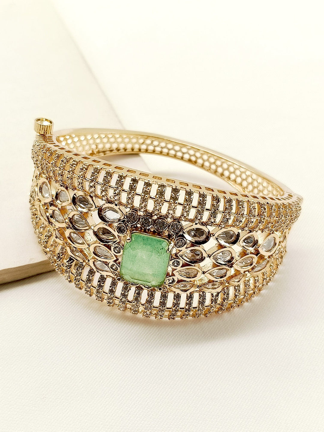 Trapti Mint Green Kundan Bracelet - qivii