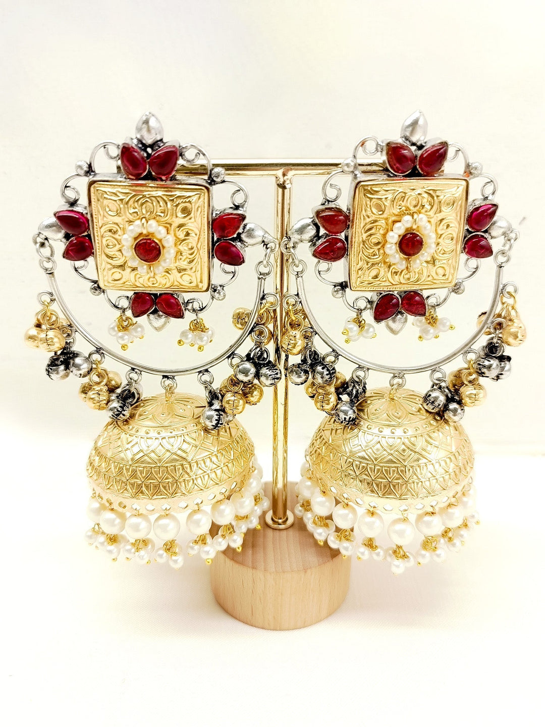  Ethnic attire accessory perfect for special occasions, crafted with intricate details