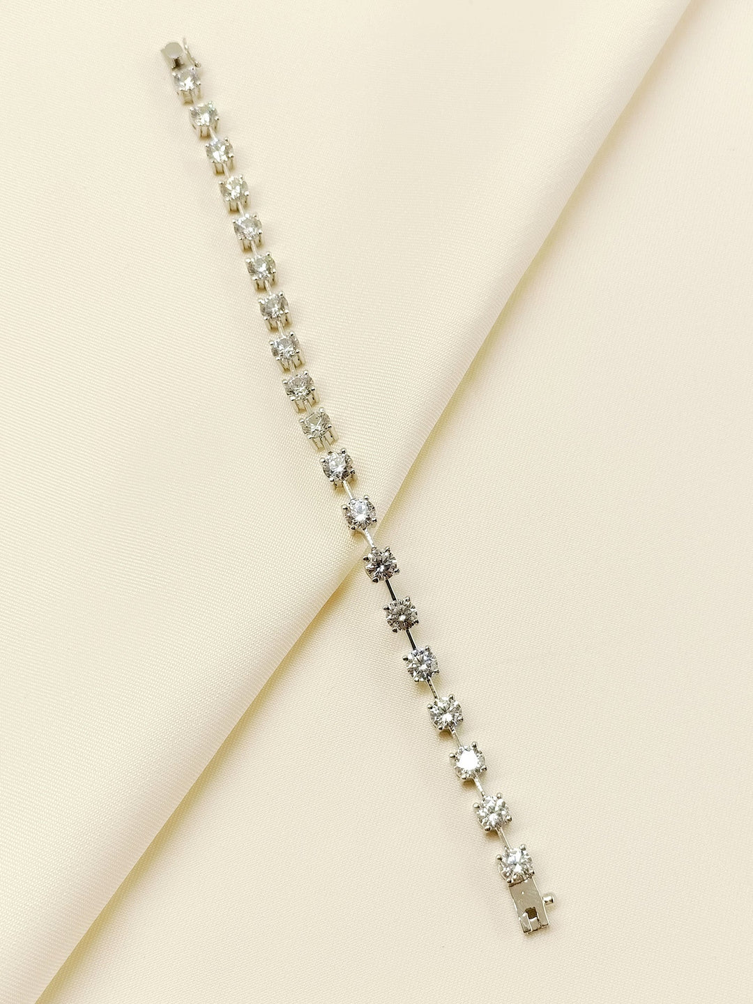 Deborah 92.5 Silver Swarovski Stone Bracelet - qivii