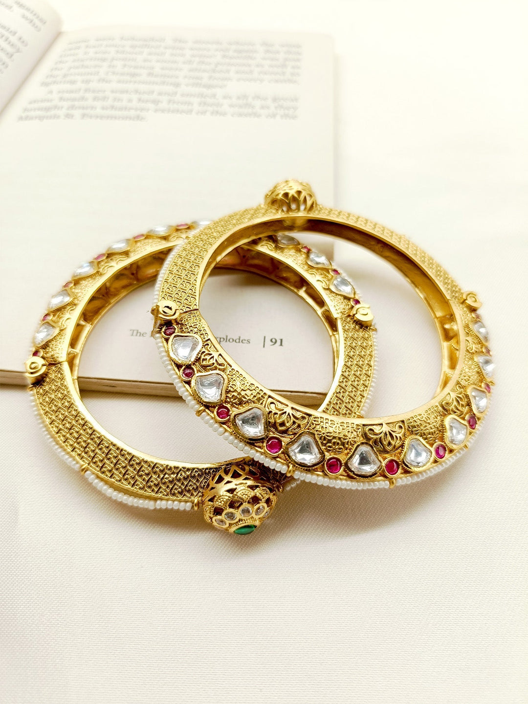 Aadhyasri R & G Kundan Bangle - qivii
