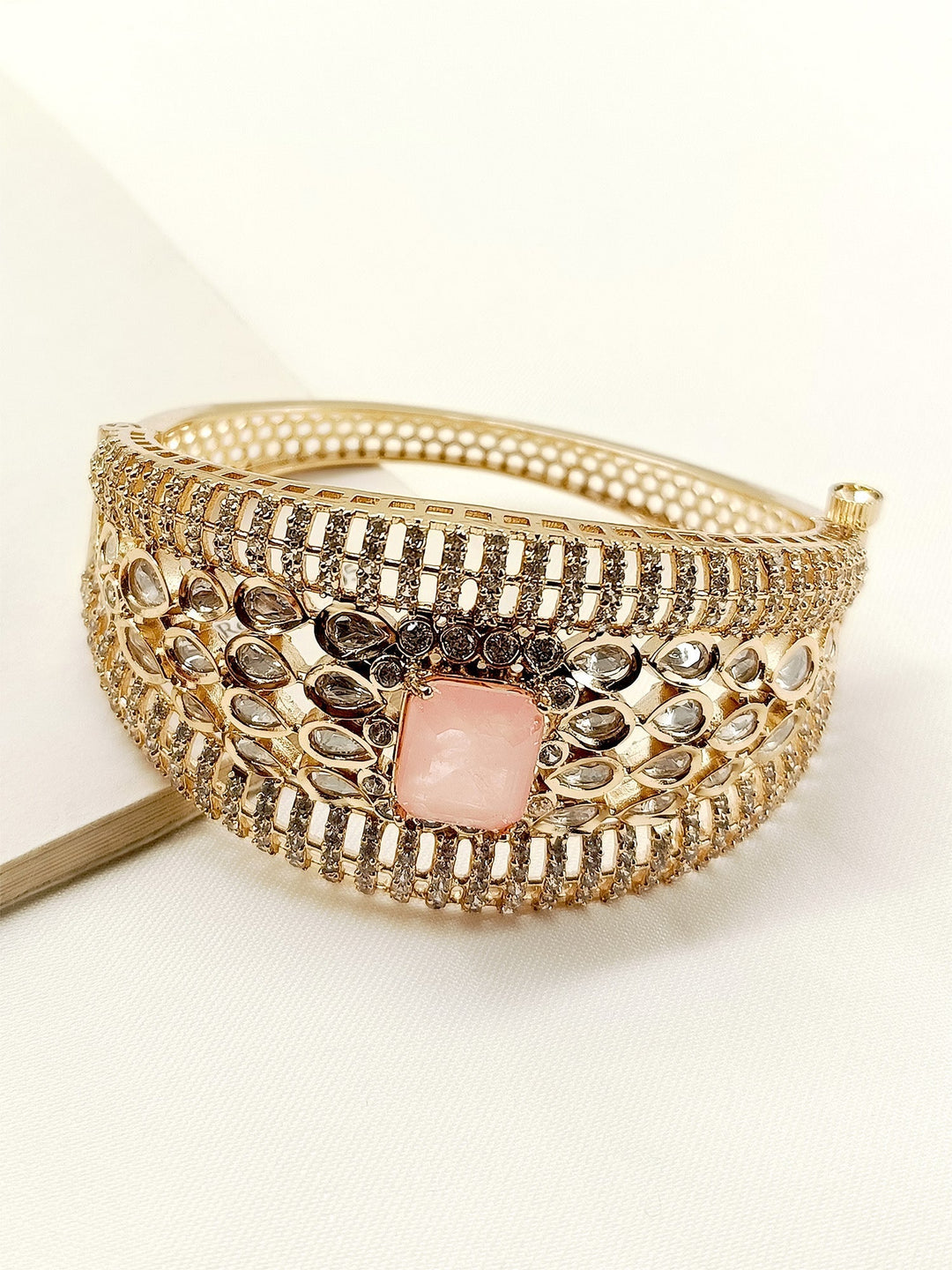 Sadhya Pink Kundan Bracelet - qivii