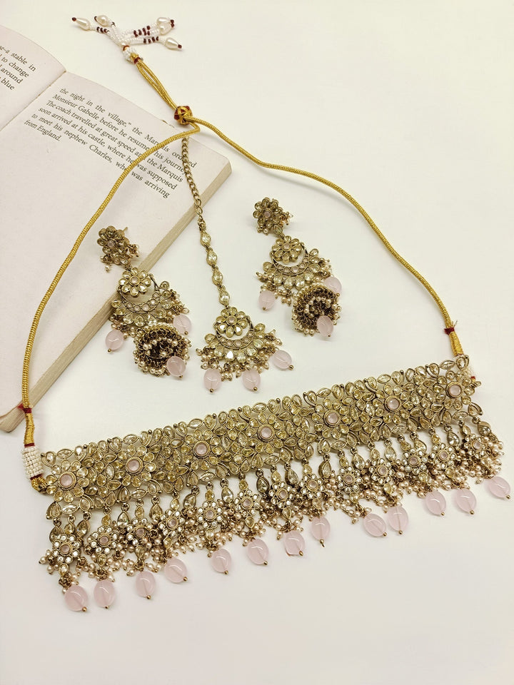 Yashvi Baby Pink Polki Choker Set - qivii