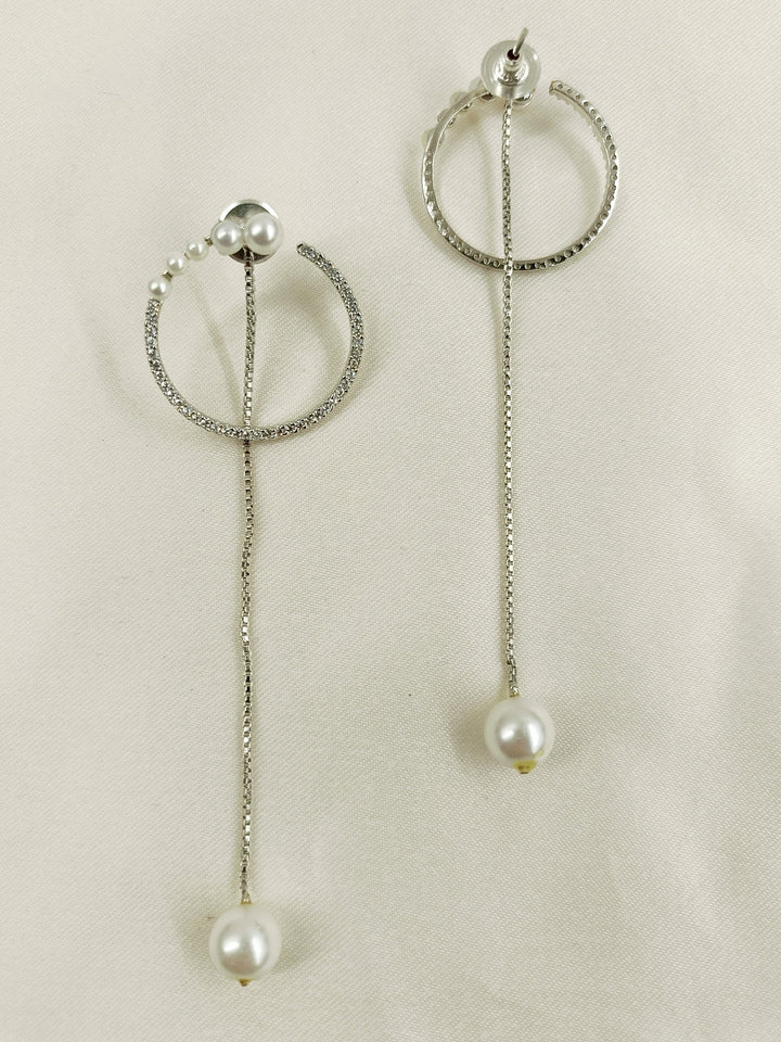 Beautiful and versatile earrings with delicate pearl detailing and a unique style
