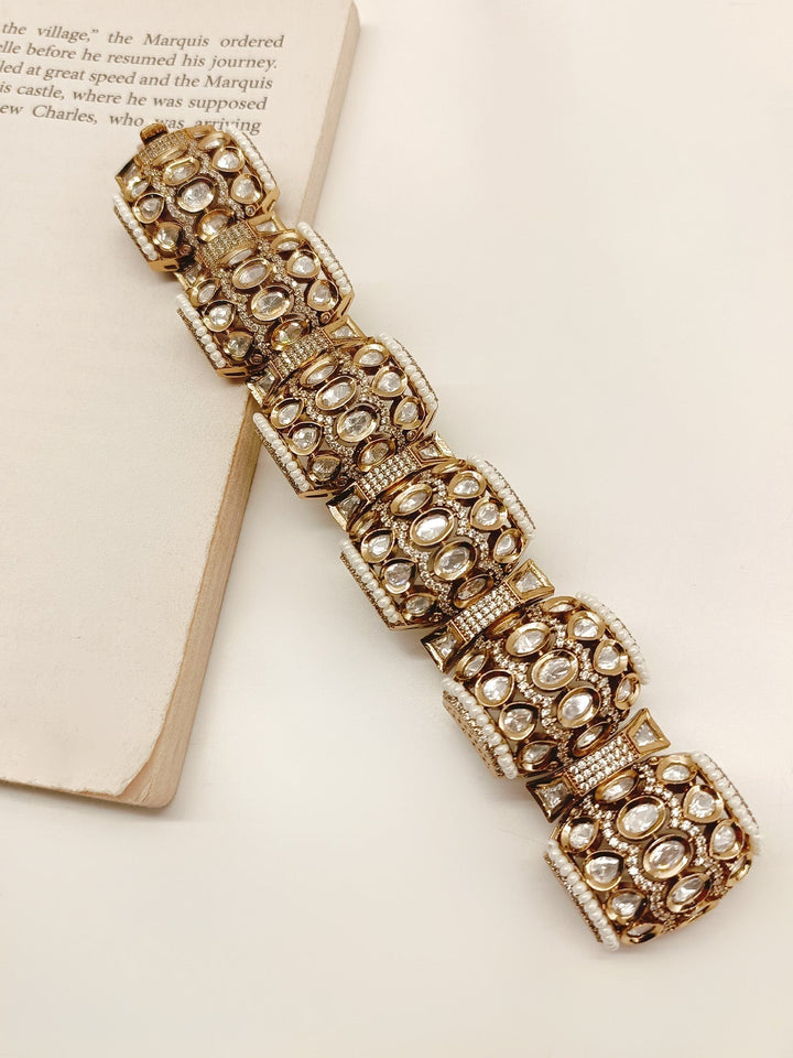 Chakori White Victorian Bracelet - qivii