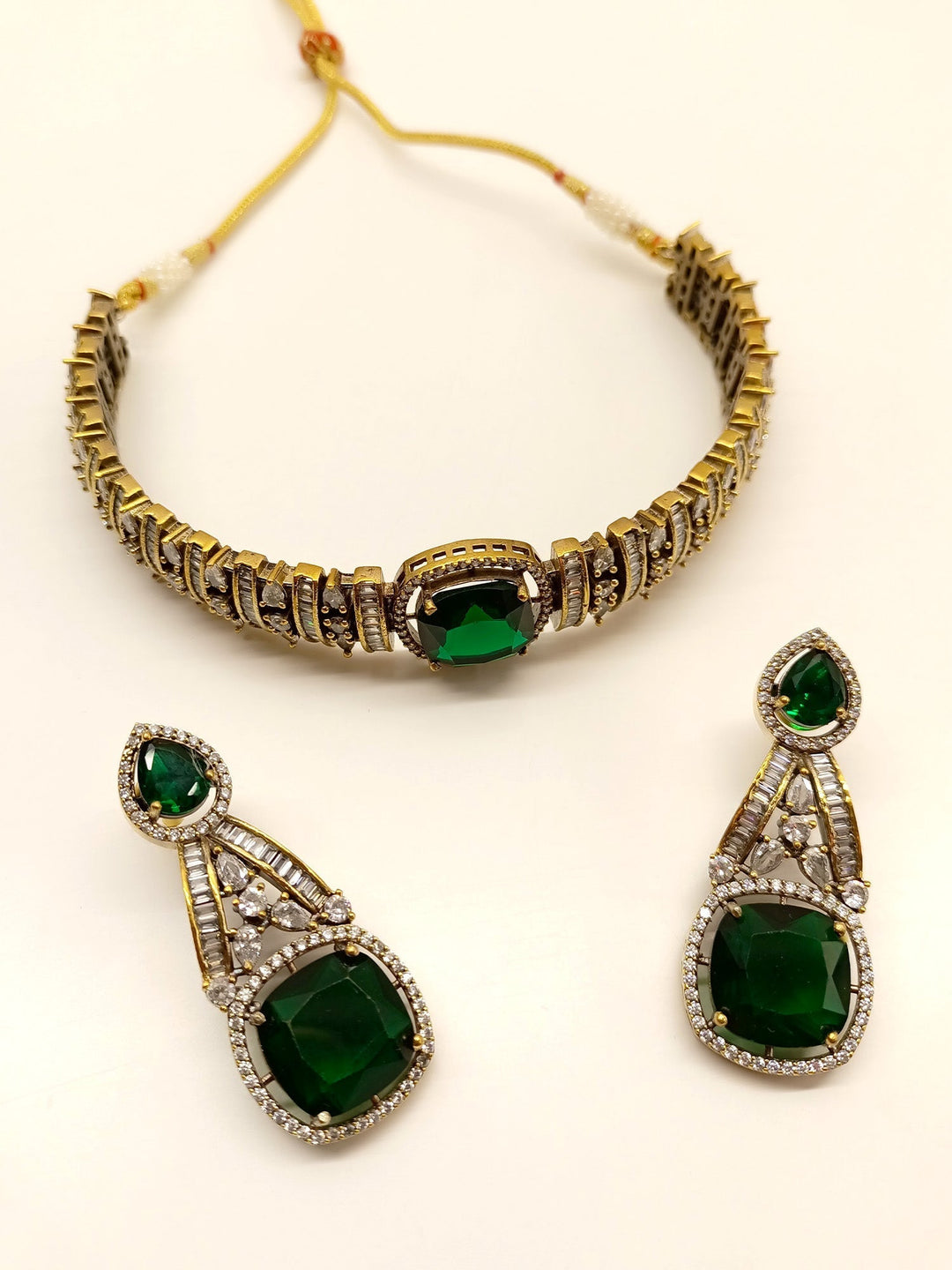 Pramila Green Victorian Choker Set - qivii