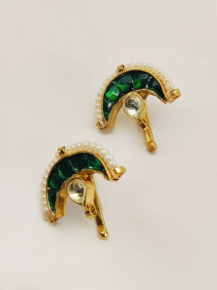 Godawari Medium Green Gold Plated Kundan Ear Cuff [ Price is for Pair ] - qivii