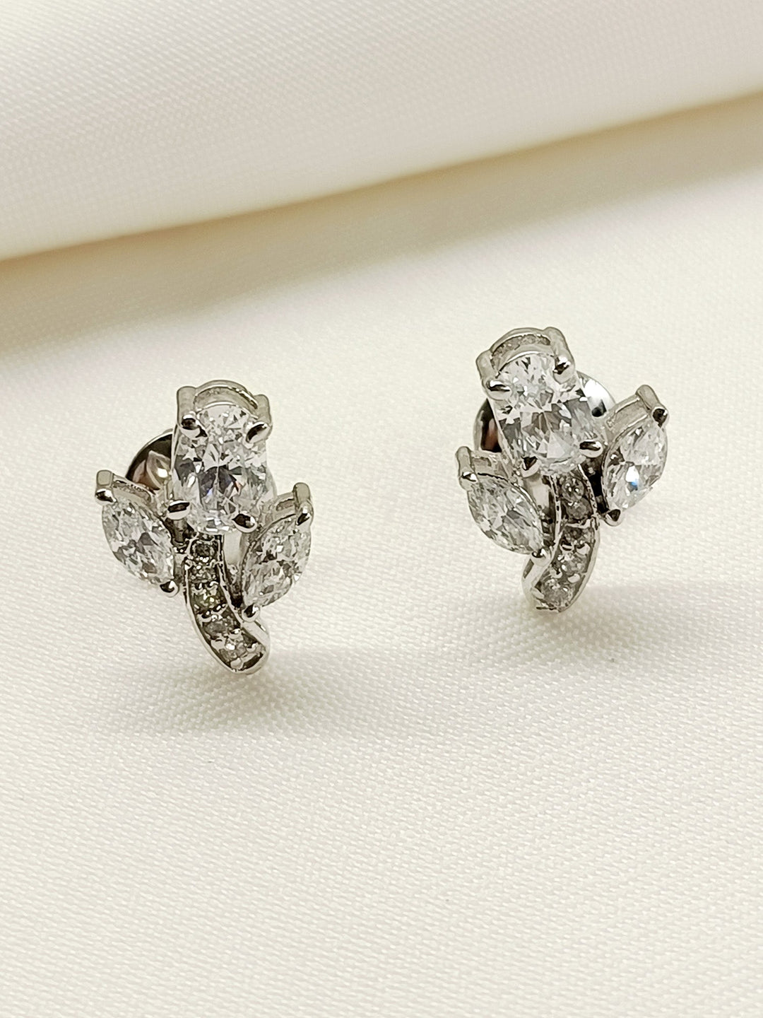 Anasat 92.5 Silver Swarovski Stone Tops - qivii