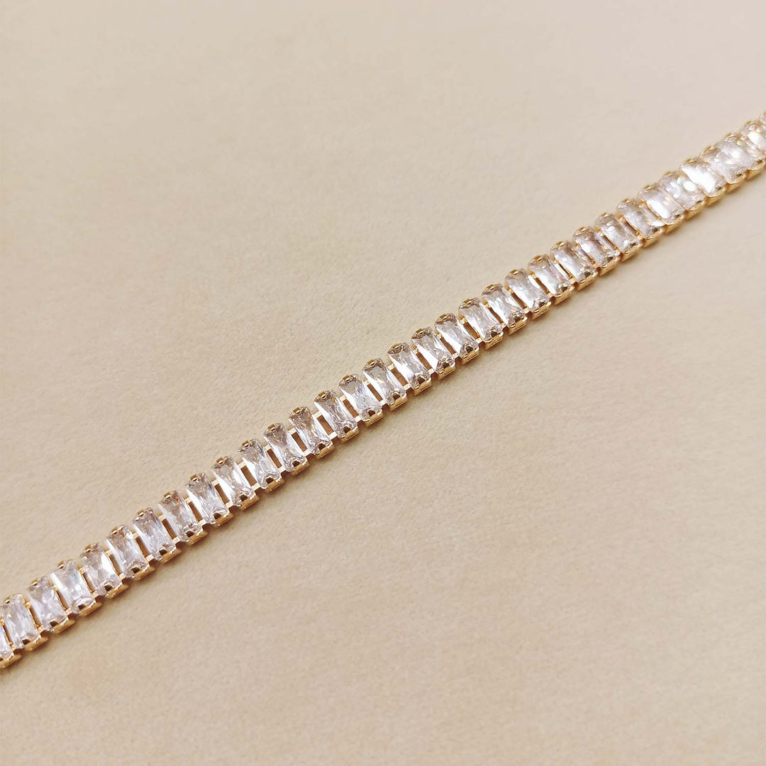 Taru American Diamonds Rose Plated Flexible Bracelet - qivii