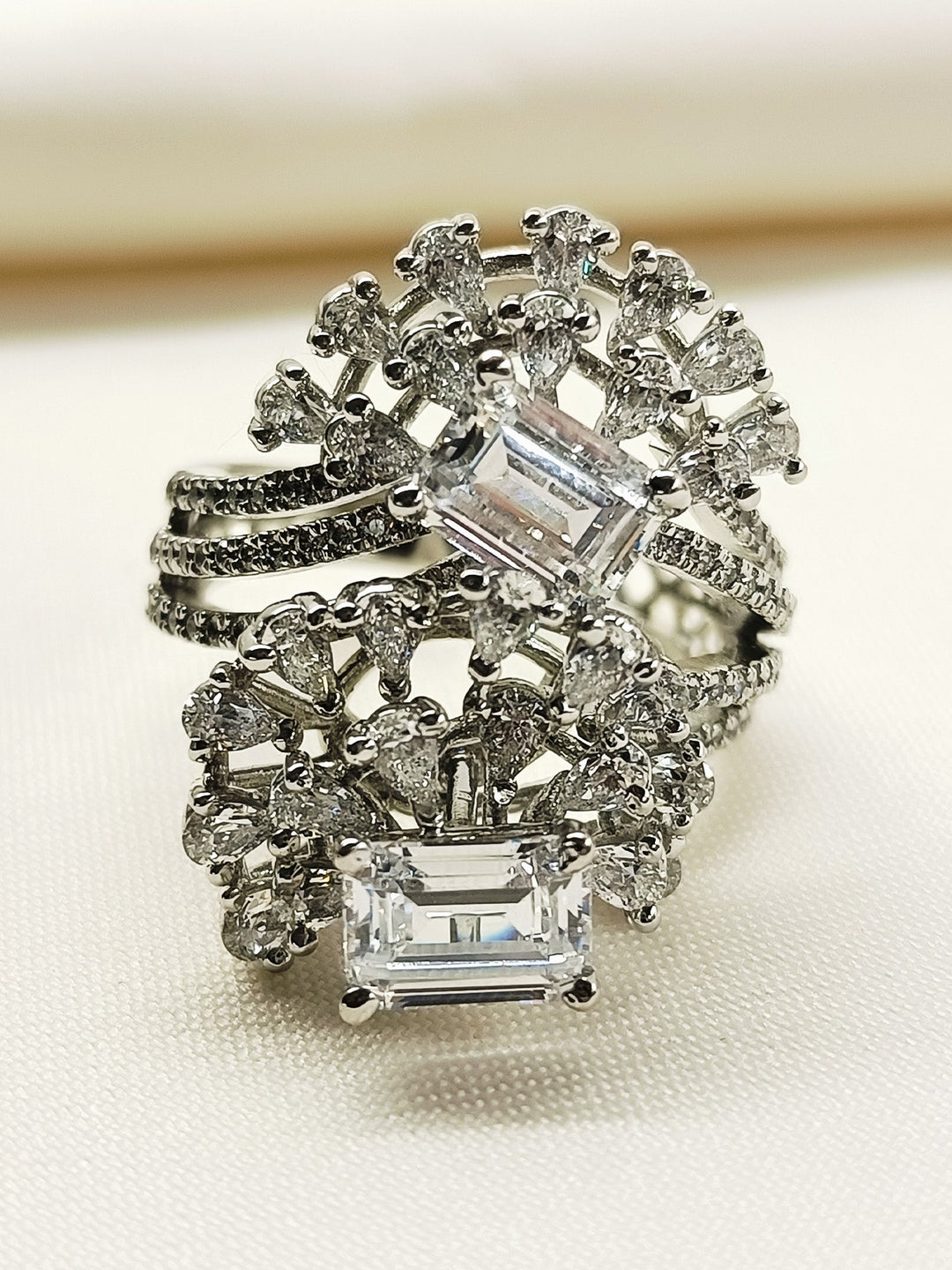 Anouk 92.5 Silver American Diamond Finger Ring - qivii