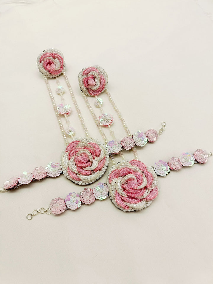 Eveln Pink Handmade Hathphool Set Of 2 - qivii