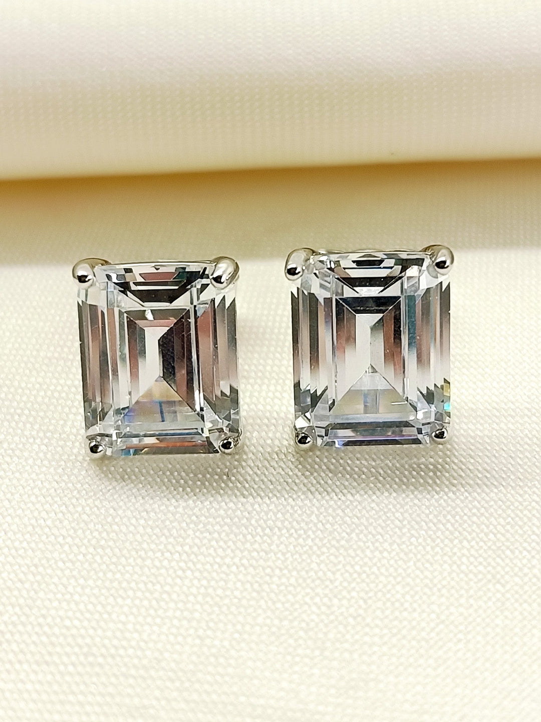 Illuminee 92.5 Silver Swarovski Stone Tops - qivii