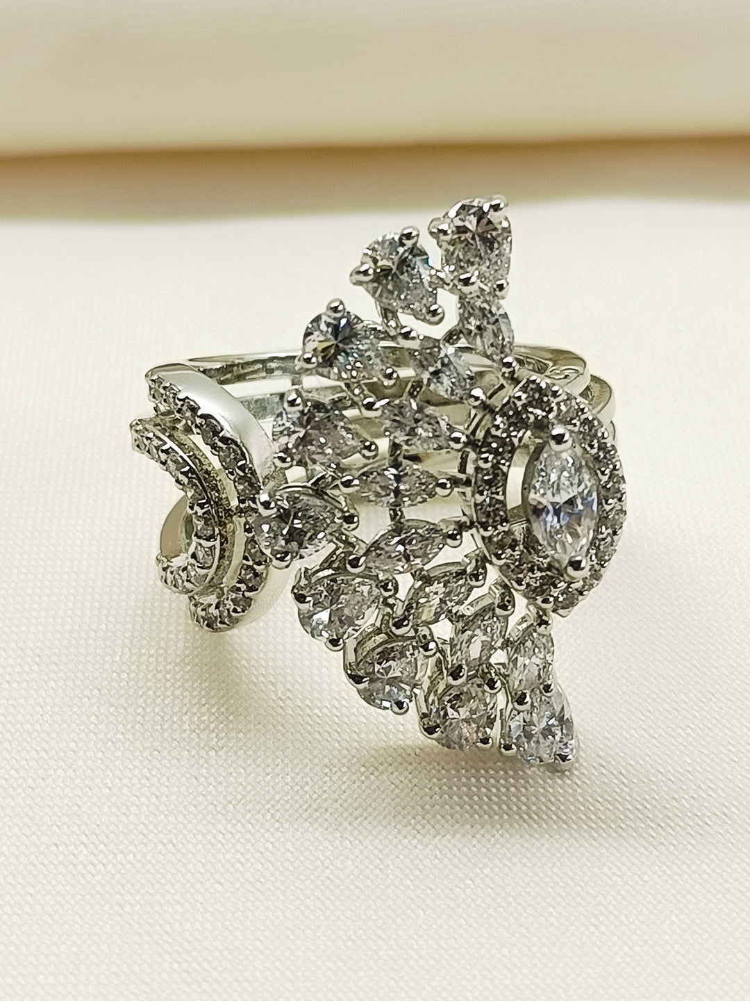 Selena 92.5 Silver American Diamond Finger Ring - qivii