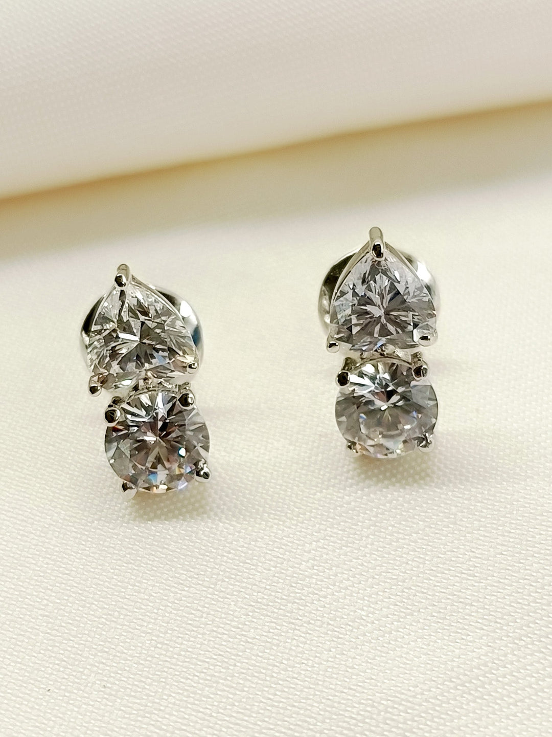 Vedu 92.5 Silver Swarovski Stone Tops - qivii