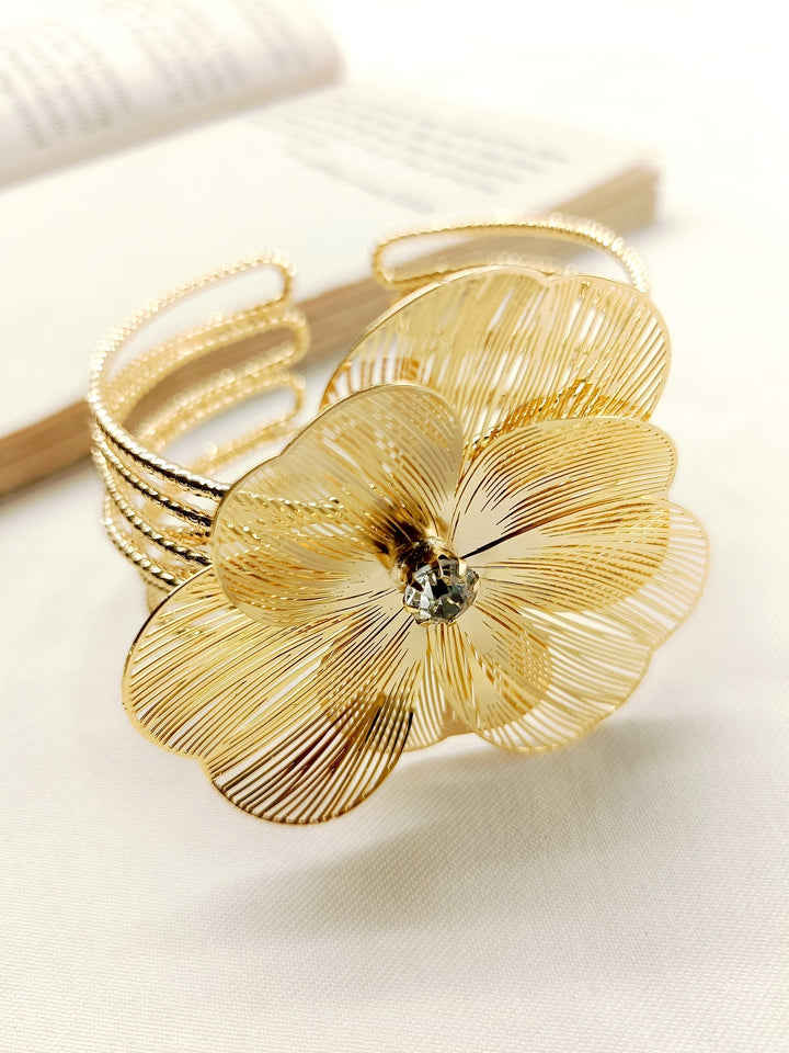 Jani Golden Western Bracelet - qivii