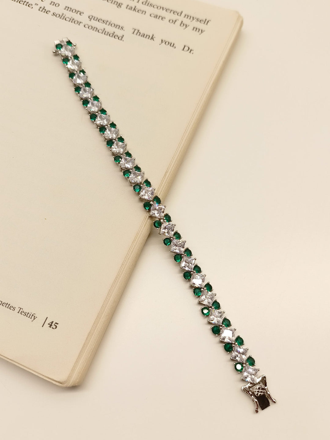Fluid Emerald American Diamond Bracelet - qivii