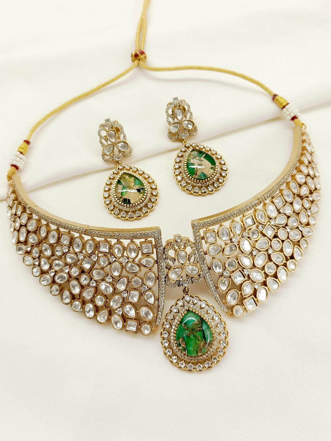 Jeevita Green Kundan Choker Set - qivii