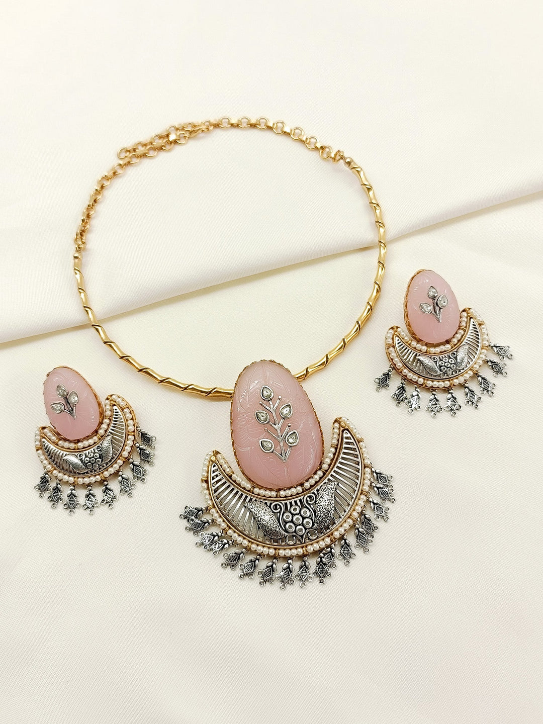 Bhavini Baby Pink Boutique Hasli Styled Necklace Set - qivii