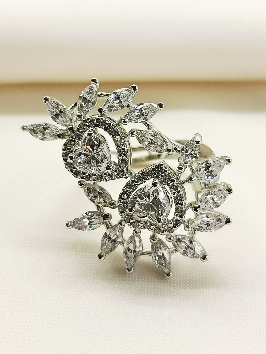 Quashi 92.5 Silver American Diamond Finger Ring - qivii