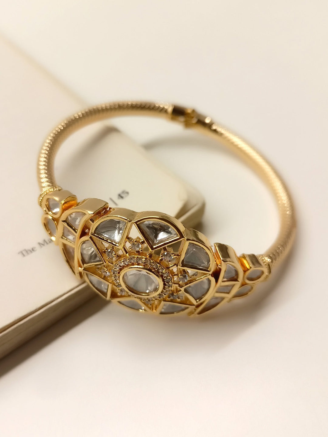 Allegra White Kundan Bracelet - qivii