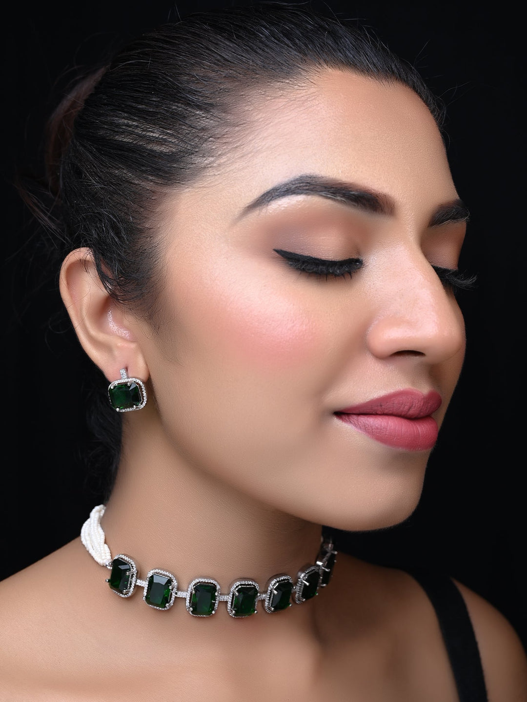 Ruqayyah Green Emerald Diamond Necklace Set, elegant jewelry for special occasions