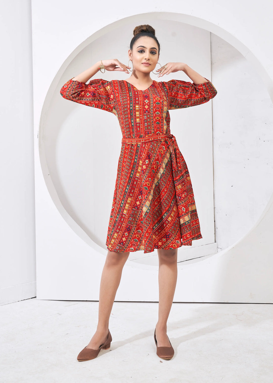 Red Round Neck Kurta - qivii