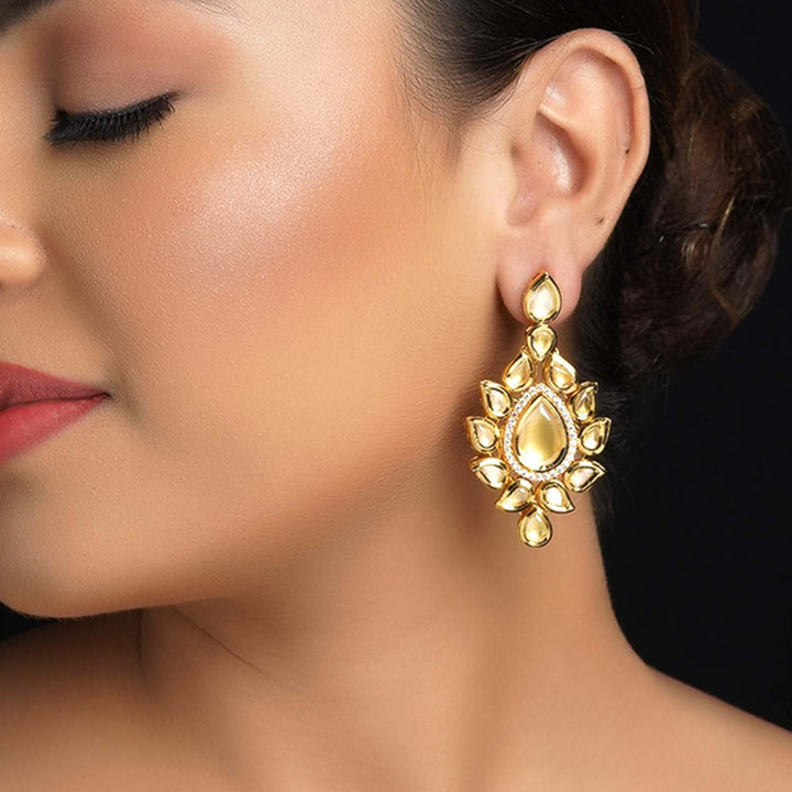 Gold plated Kundan earrings with elegant high quality copper and American diamond stones