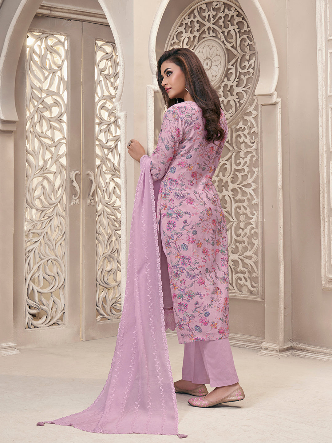 Baby Pink Kurta Set in Linen Floral Printed with Schiffli Work - qivii