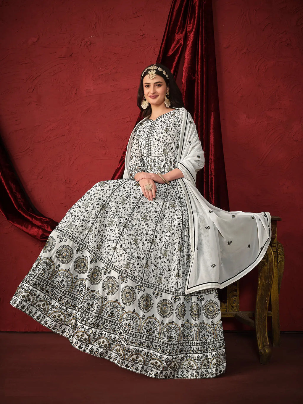 White Georgette Thread & Sequence Embroidery Work Gown
