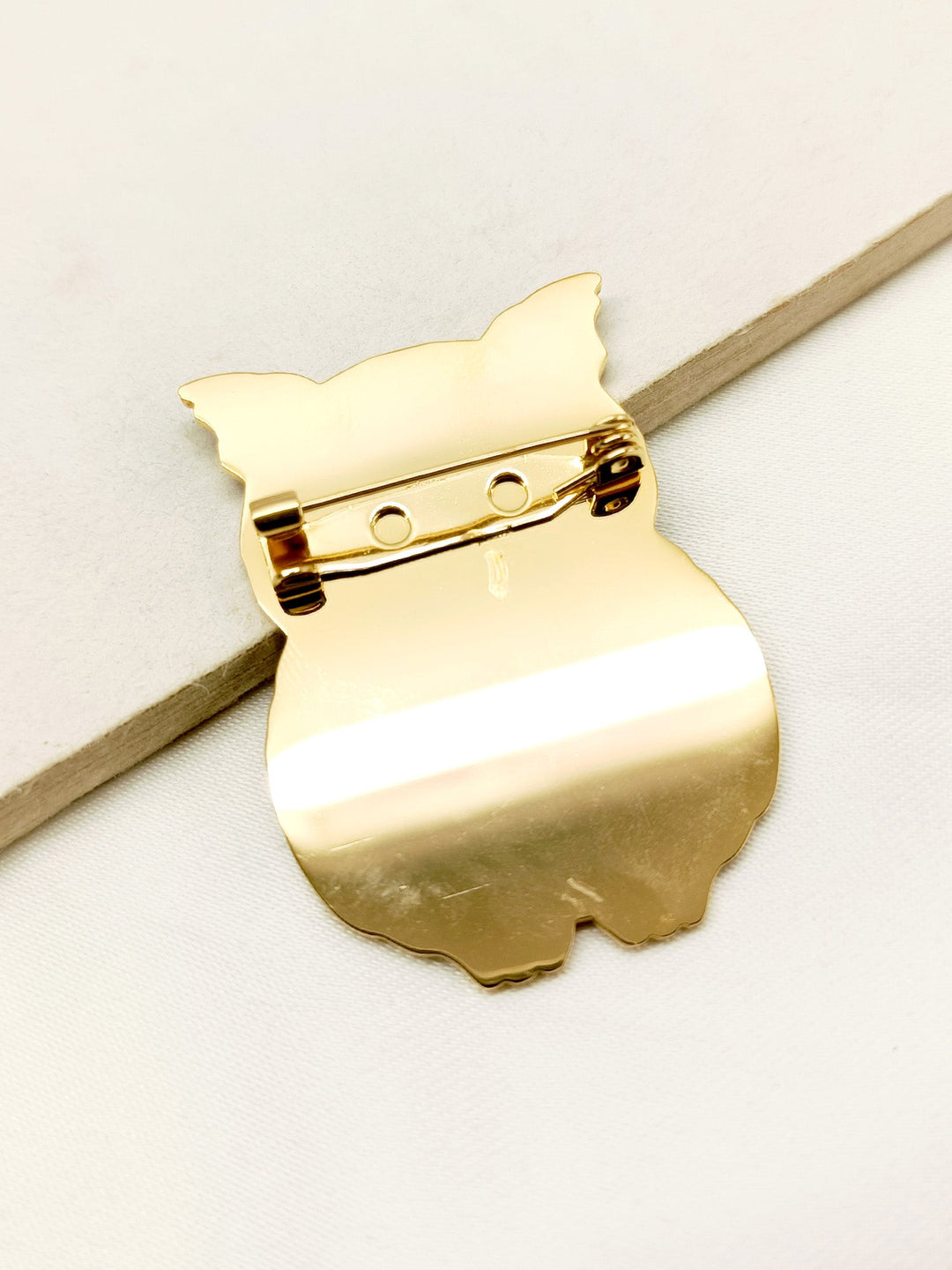 Darika Owl Golden Men's Brooch - qivii