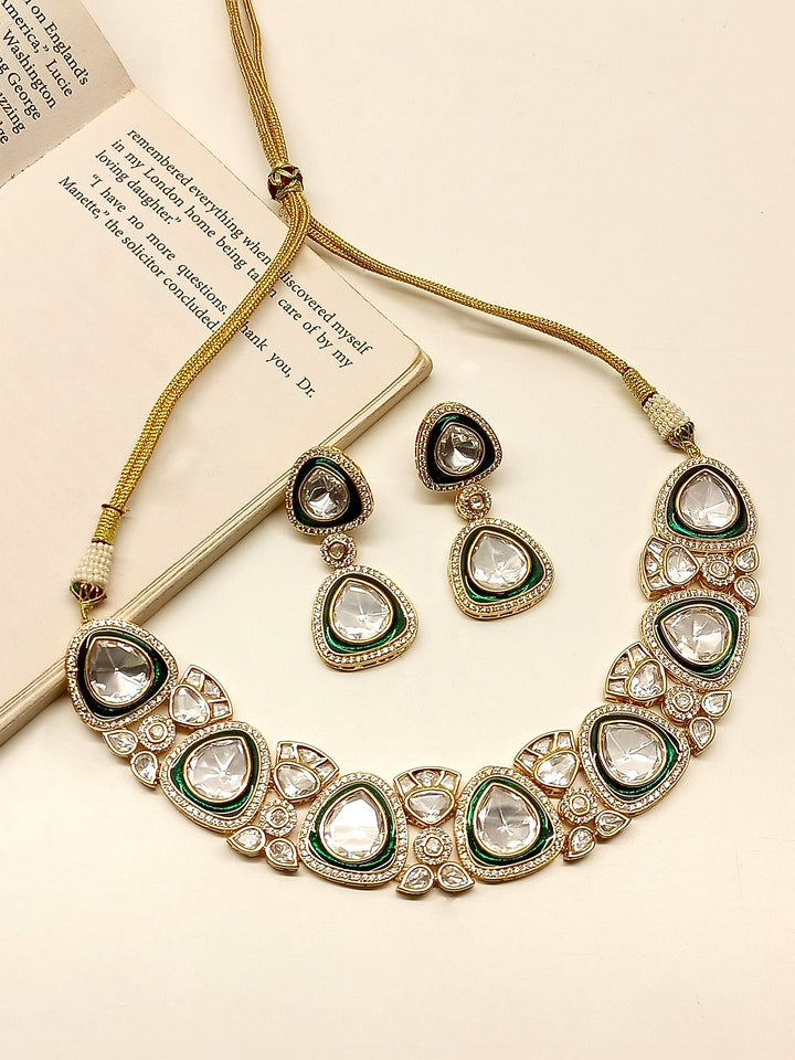 Ramiza Green Kundan Necklace Set - qivii