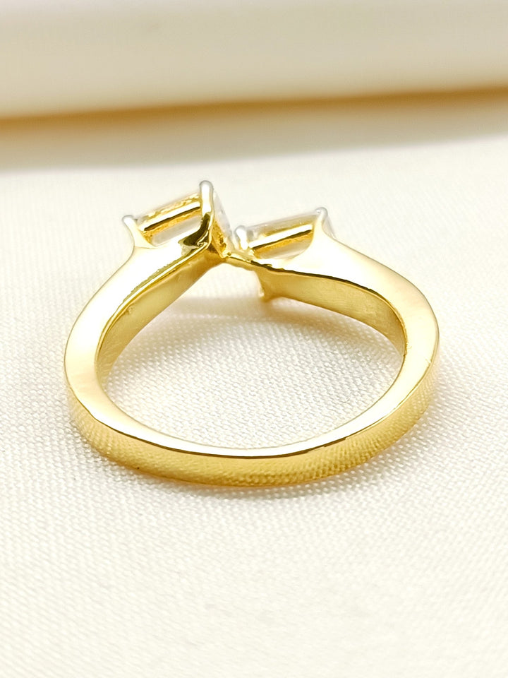 Forum 92.5 Silver Swarovski Stone Finger Ring - qivii