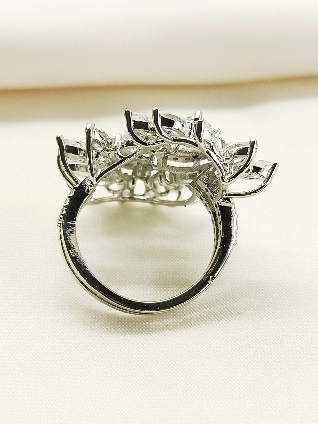 Quashi 92.5 Silver American Diamond Finger Ring - qivii