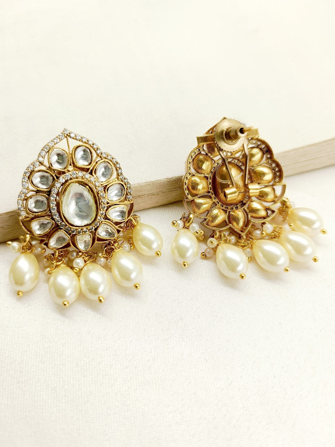 Kathyayani Off White Gold Plated Kundan Earrings - qivii