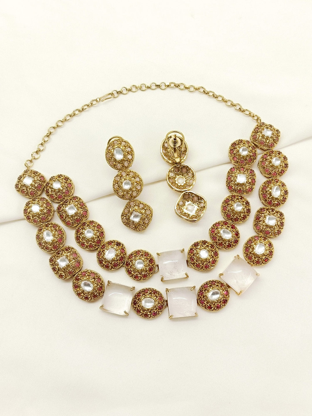 Chhaya Pink Antique Necklace Set - qivii